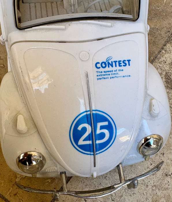 Vintage Wen Sheng love bug Volkswagen Beetle White contest no 25 toy car 1/18