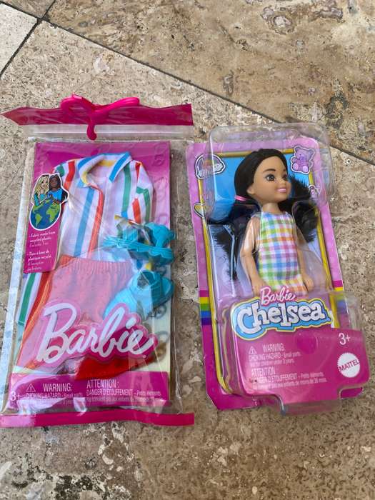 Barbie Chelsea doll with Barbie fashion pack