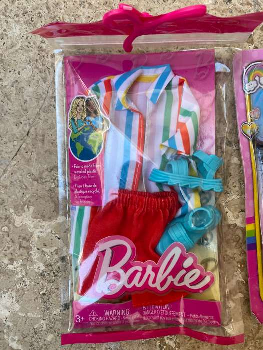 Barbie Chelsea doll with Barbie fashion pack