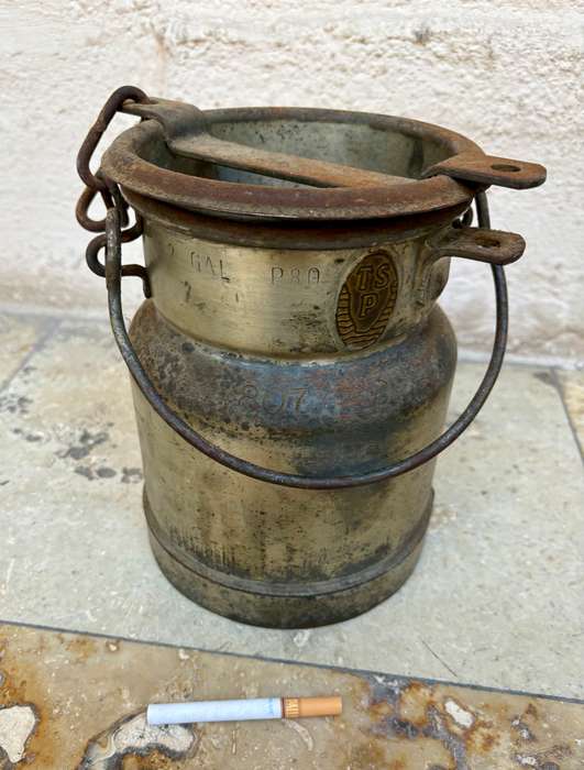 Vintage 2 gallon milk can