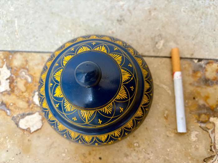 Vintage retro wooden lidded oriental trinket box 1960