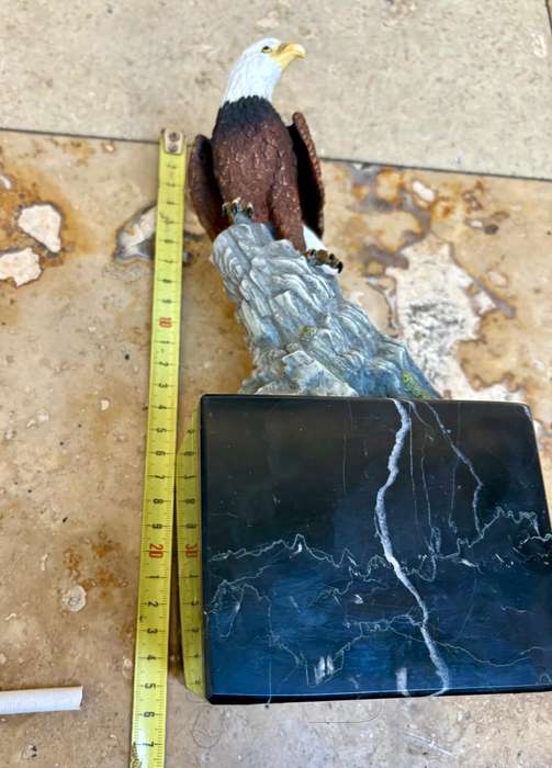Bald eagle sculpture on marble base crystal cathedral Eagles club 2004 10 inch , 25 cm