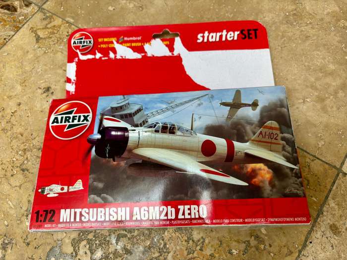 Airfix model  Mitsubishi A6M2b zero Japanese plane model 1:72