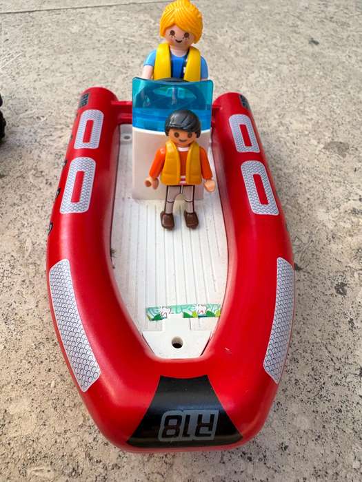 Playmobil boat canoe and beach quad car + 5 figures  beach Playmobil lot