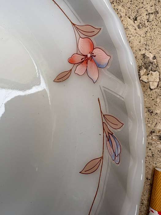 Vintage Indopal White Milk Glass Serving bowl 26 cm