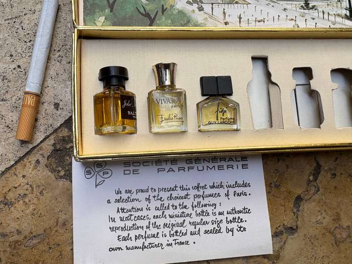 Vintage miniatures perfumes of Paris lot of 5 Les meilleors Parfume de Paris
