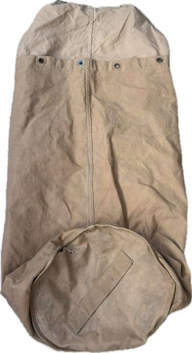 Vintage army duffel bag 1984
