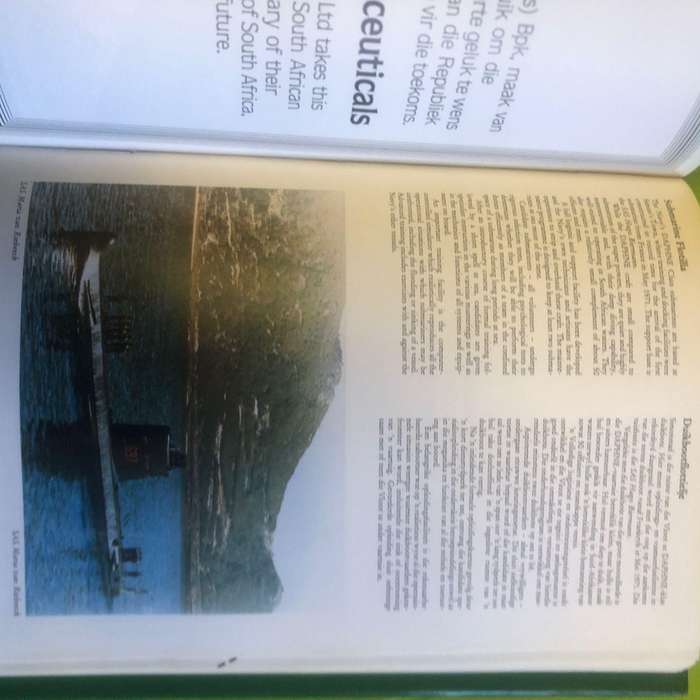 Suid-Afrikaanse Weermag Oorsig / South African Defence Force Review