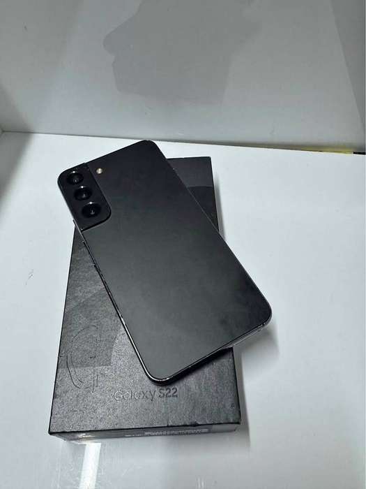 Samsung S22  256GB