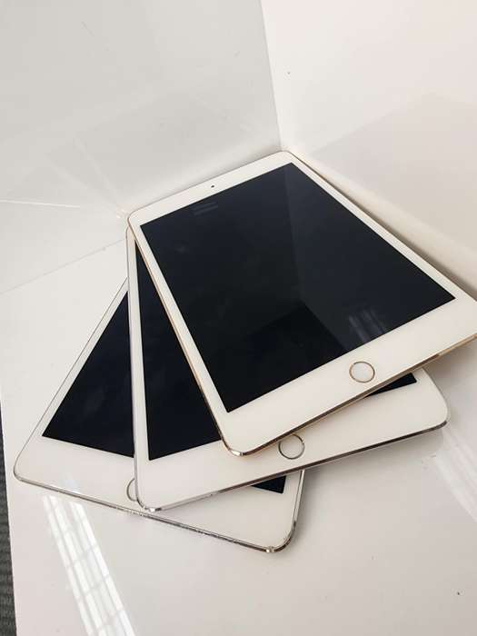 Apple ipad mini 4 16GB preowned