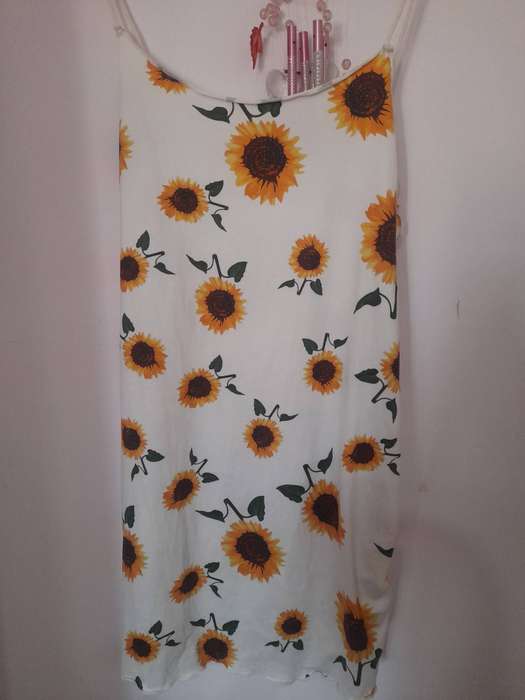 White Sunflower Bodycon Dress Shein ( Used Once ) Like New