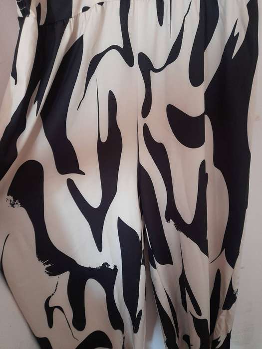 Black And White Jumpsuit ( Second-hand, has been worn once )