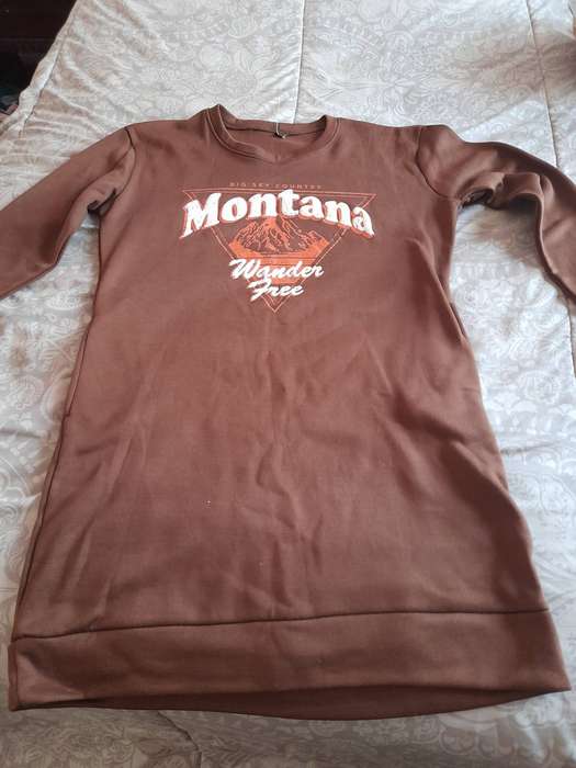 Womens Brown Sweater Dress ( Brand New ) hasn't been worn