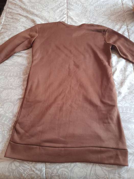 Womens Brown Sweater Dress ( Brand New ) hasn't been worn