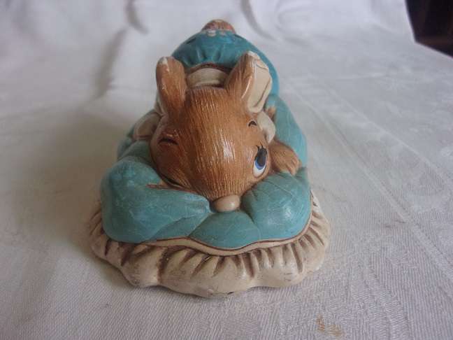 Lot of 5 vintage Pendelfin stoneware figurines for 1 bid