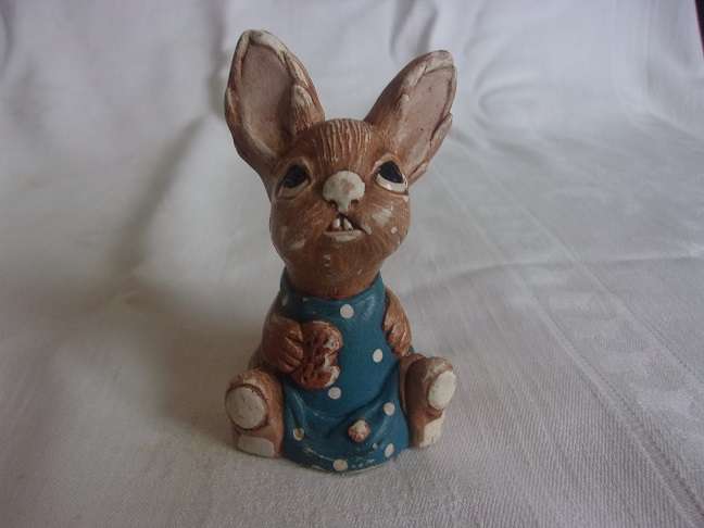 Lot of 5 vintage Pendelfin stoneware figurines for 1 bid