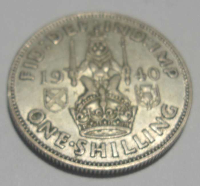 1940 silver British One Shilling coin - nice coin