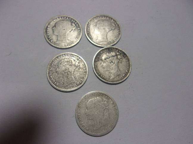 5 x Victoria silver British 3 Pence coins for 1 bid