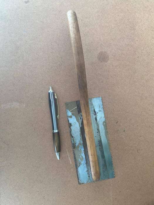 Dowel Cutting Saw.