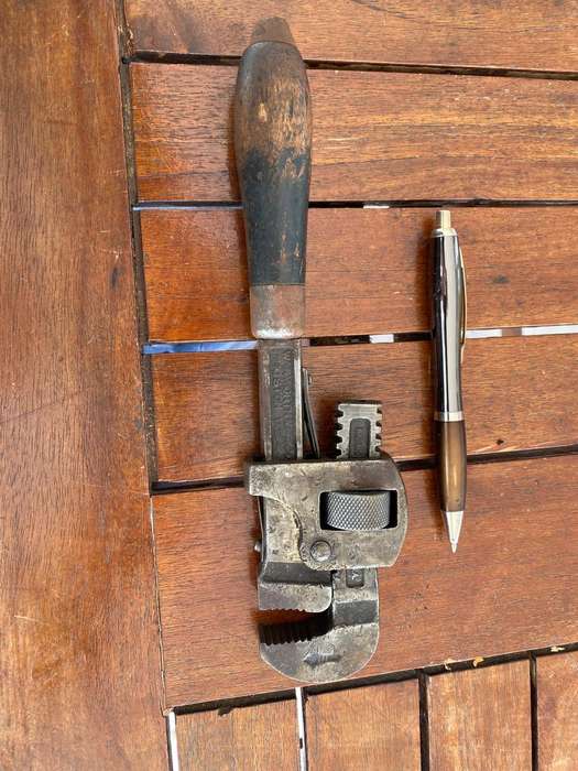 Vintage Monkey Wrench no 10. - Worworth Mnf Co Boston USA.