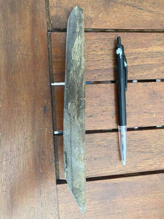 Natural Lapping Oilstone. - Fits Comfortably in The Hand.