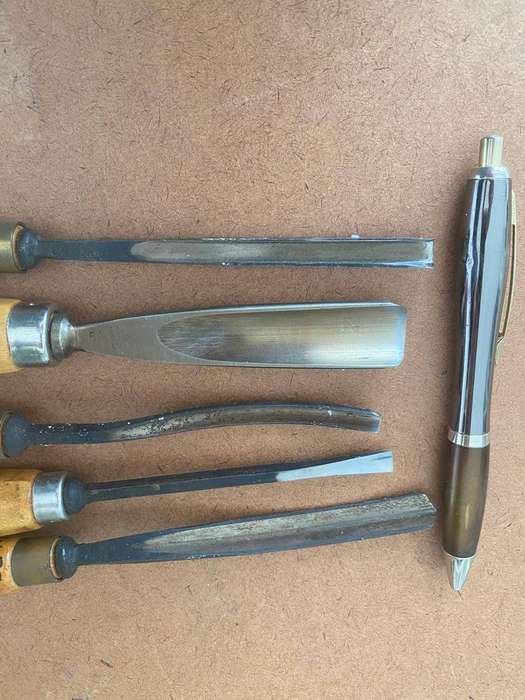 5 Henry Taylor Wood Carving Chisels.