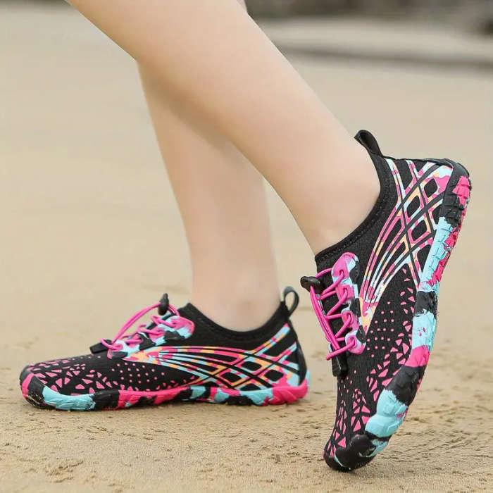 Lightweight barefoot feel Aqua Shoes  Rose Camo Lace Up