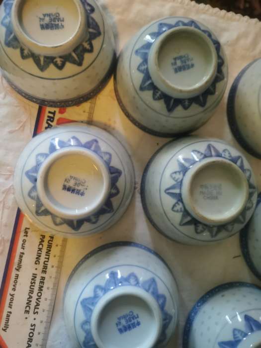 11 OF 10,5 CHINESE RICE BOWLS