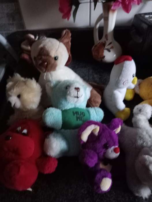 17 Vintage small bears