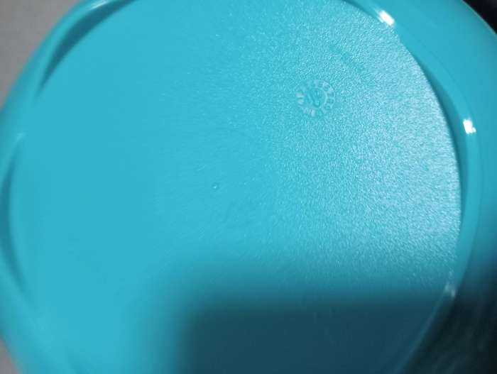 2 NEW 700ML TUPPERWARE HOLDERS