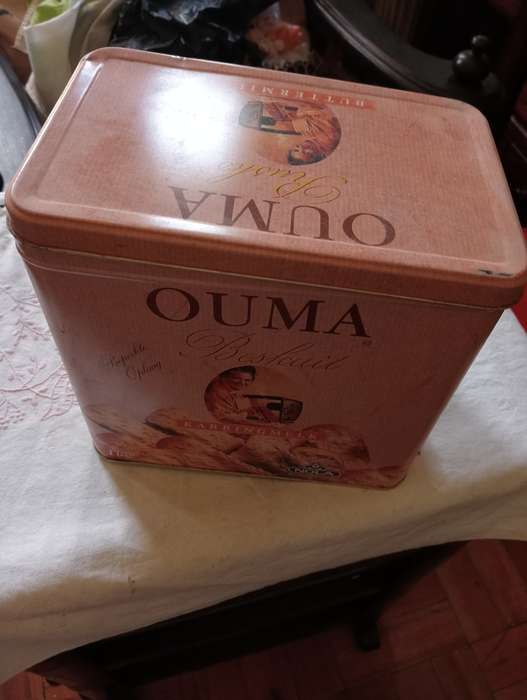 2 VINTAGE OUMA BUTTERMILK TINS