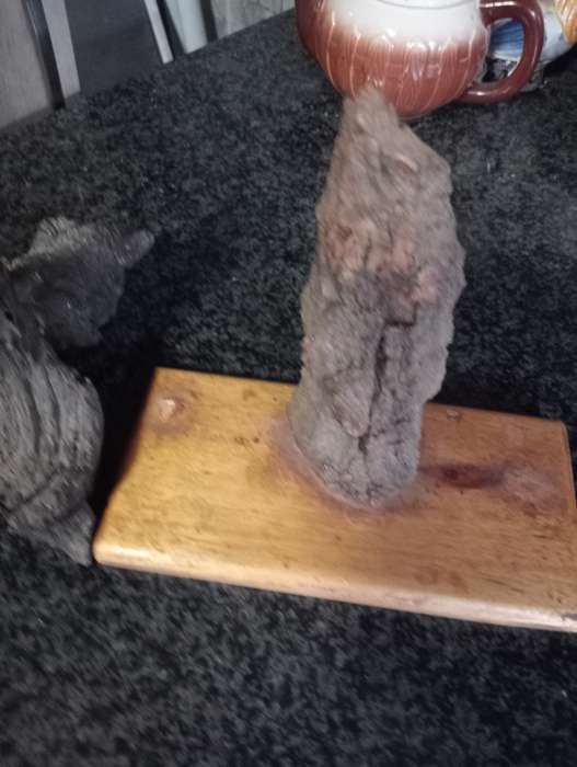 2 VINTAGE WOOD PIECES