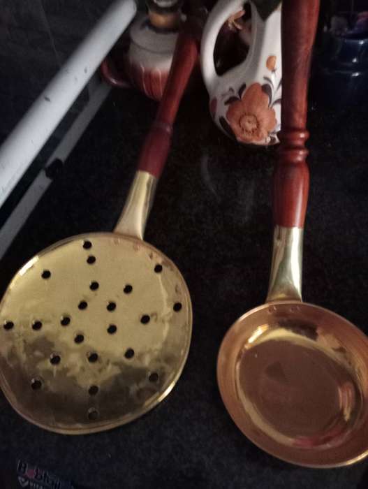 3 KITCHEN BRASS WALL HANGING UTENSILS