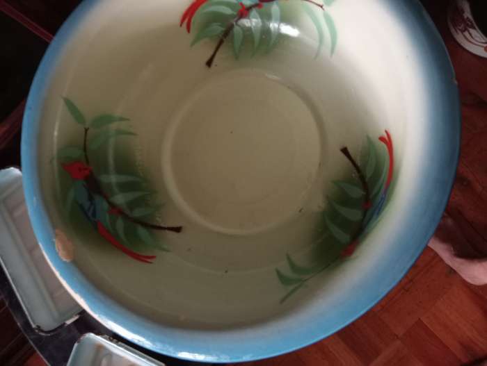4 PIECE ENAMEL PITCHER  AND  BASIN SET MADE IIN POLAND