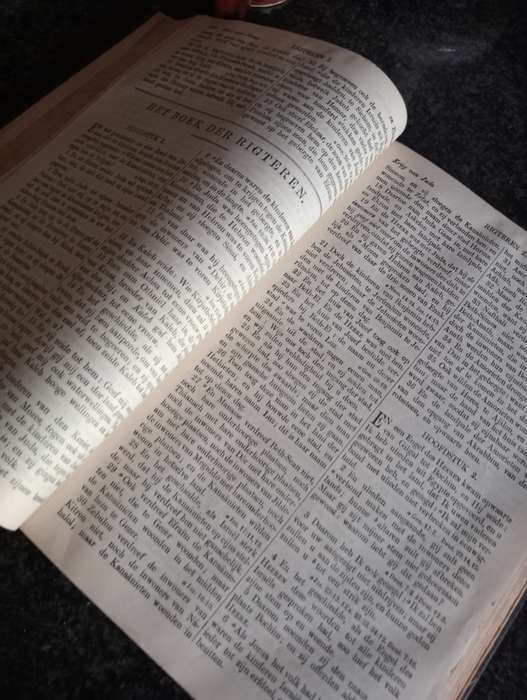ANTIQUE 1925 NETHERLANDS BIBLE