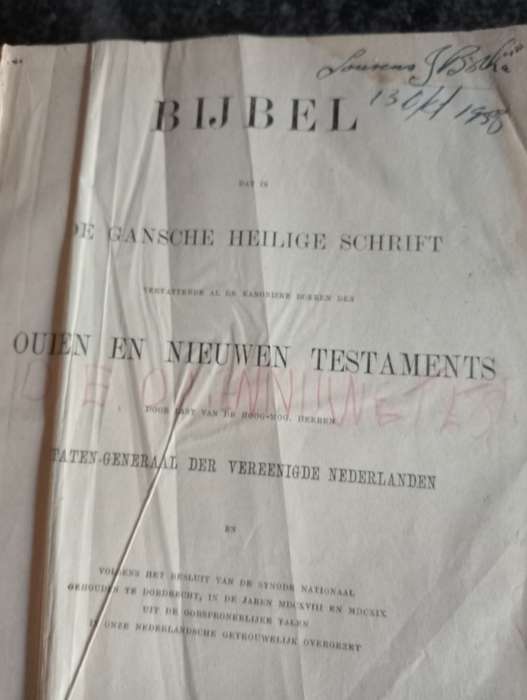ANTIQUE 1925 NETHERLANDS BIBLE