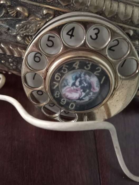 Vintage Beautiful Brass  Baroque Monarch ornate   Cameo Dial Telephone