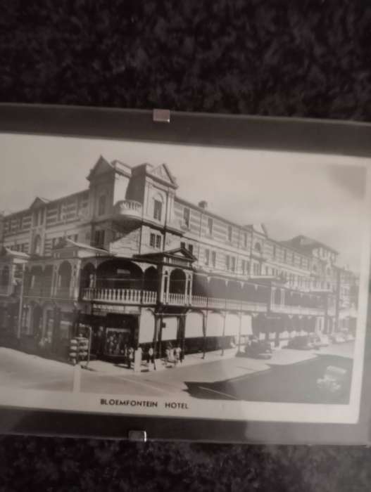ANTIQE PHOTO FRAMED   BLOEMFONTEIN HOTEL  IN THE OLD DAYS