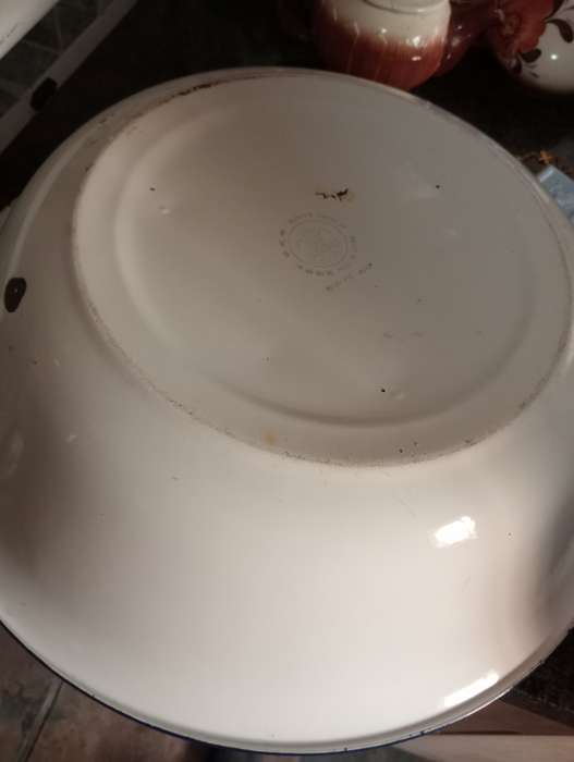 BUMPER HARVEST ENAMEL BASIN