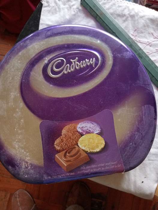 CADBURY MILK CHOCOLATE ASSORTMENT TIN