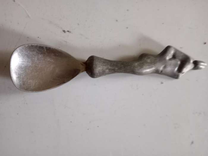 VINTAGE COLLECTABLE SUGAR SPOON