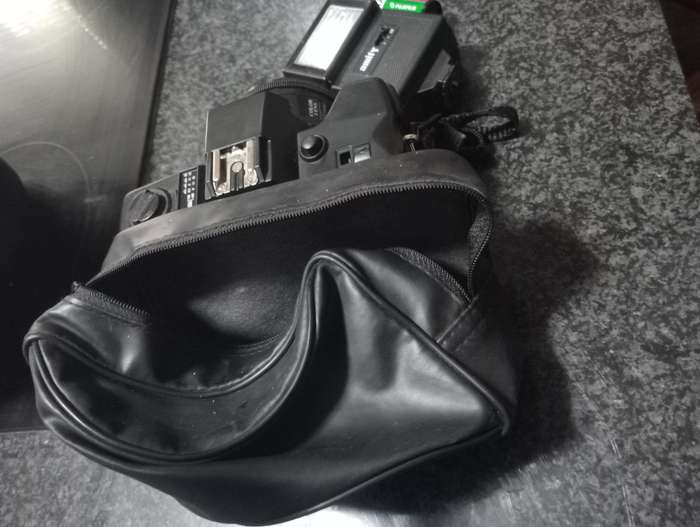 Contax 2000N Camera with Flash in Bag