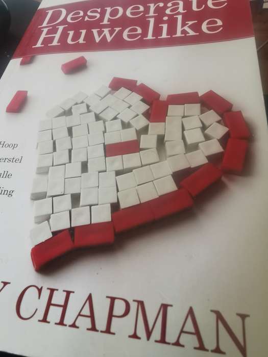 BOOK DESPERATE HUWELIKE