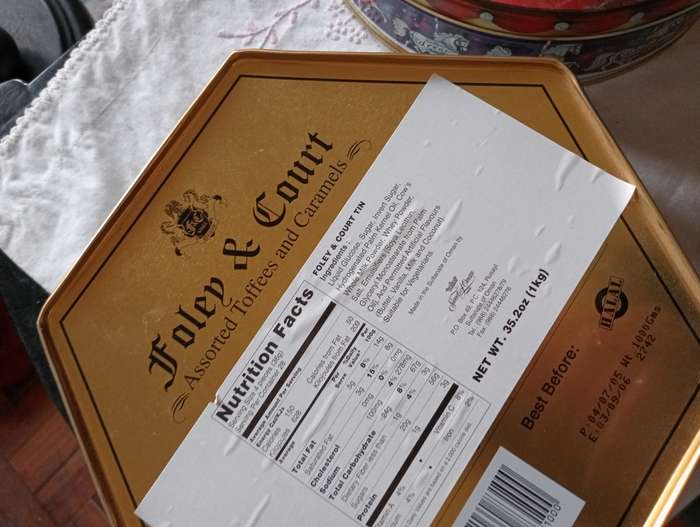 FOLEY AND COURT ASSORTED TOFFEES AND CARAMEL TIN