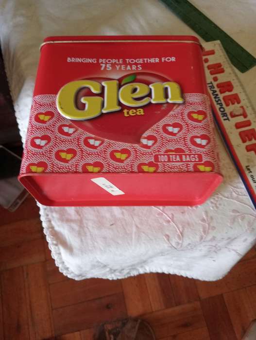 VINTAGE GLEN TEA TI N