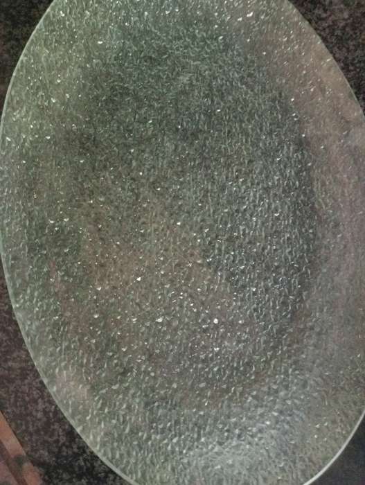 VINTAGE GREEN GLASS OVAL PLATE