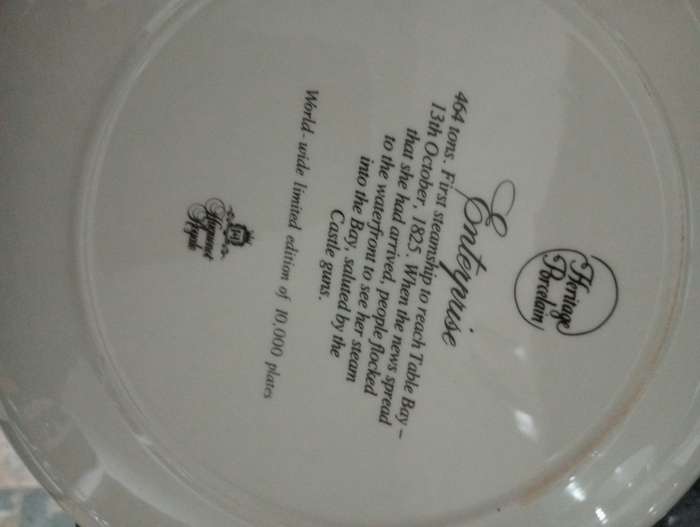 FULL SET OF 10 LIMITED EDITION HUGUENOT ROYALE  PORCELAIN  FAMOUS SHIP SERIES WALL PLATES