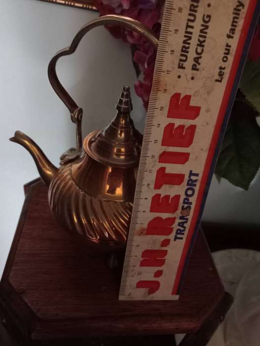 VINTAGE BRASS TEAPOT 3 FEET