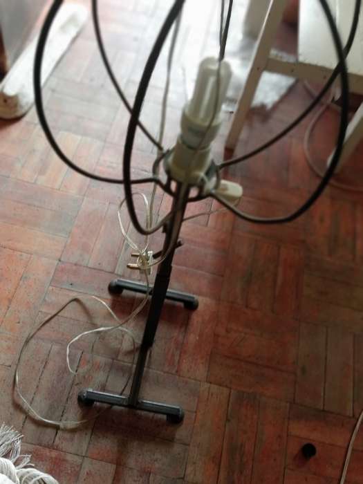 VINTAGE ELECTRIC LAMP WITH SHADE