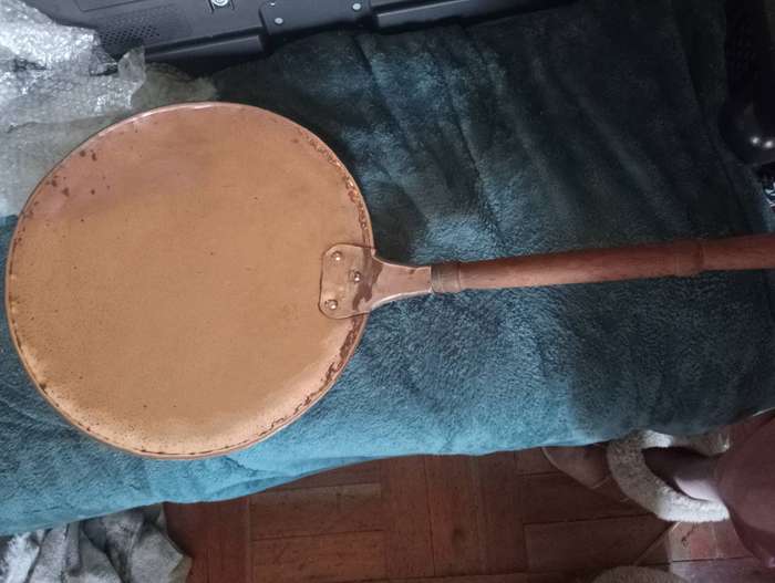 LARGE ANTIQUE COPPER LADDLE